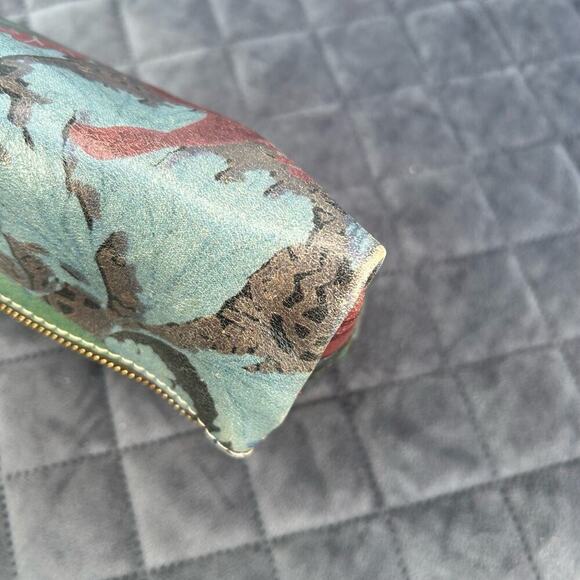 ˚₊‧꒰ა ☆ ໒꒱ ‧₊˚ Patricia Nash Watercolor With Zipper Closure (3B-080) - Picture 4 of 12